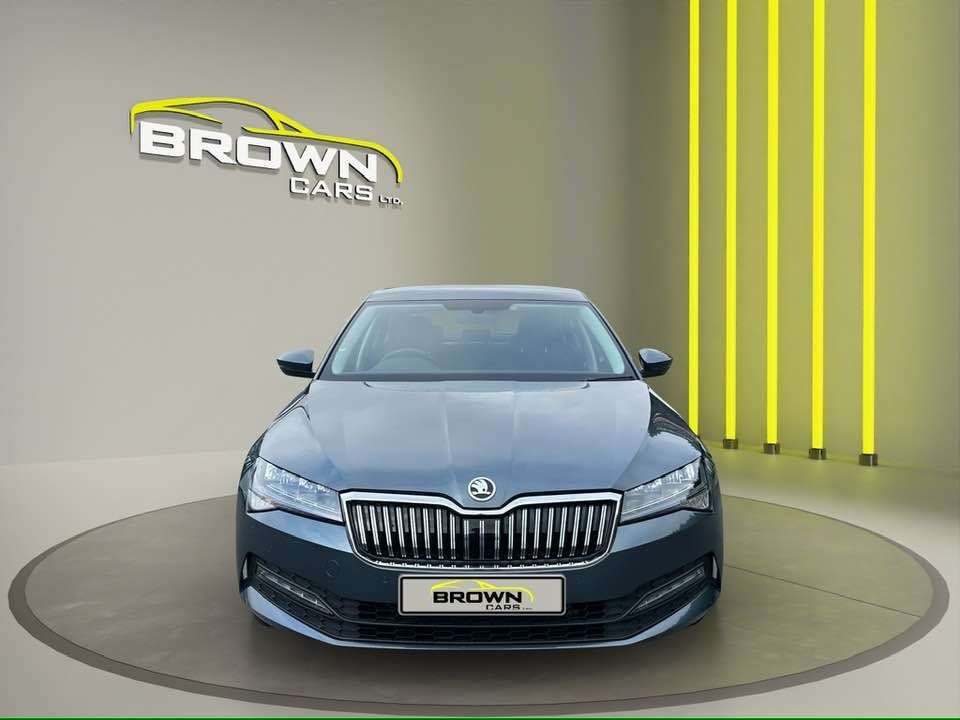 A 2022 SKODA SUPERB 2.0 TDI SE Hatchback 5dr Diesel DSG Euro 6 (s/s) (122 ps) ** FINANCE AVAILA A 2022 SKODA SUPERB 2.0 TDI SE Hatchback 5dr Diesel DSG Euro 6 (s/s) (122 ps) ** FINANCE AVAILA