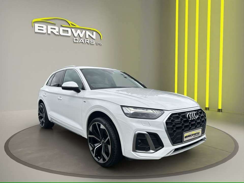 Check out this Audi Q5 2022 Diesel Automatic