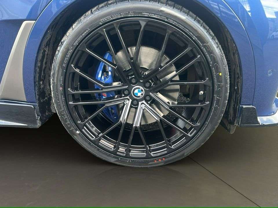 2021 BMW X7 2021 BMW X7