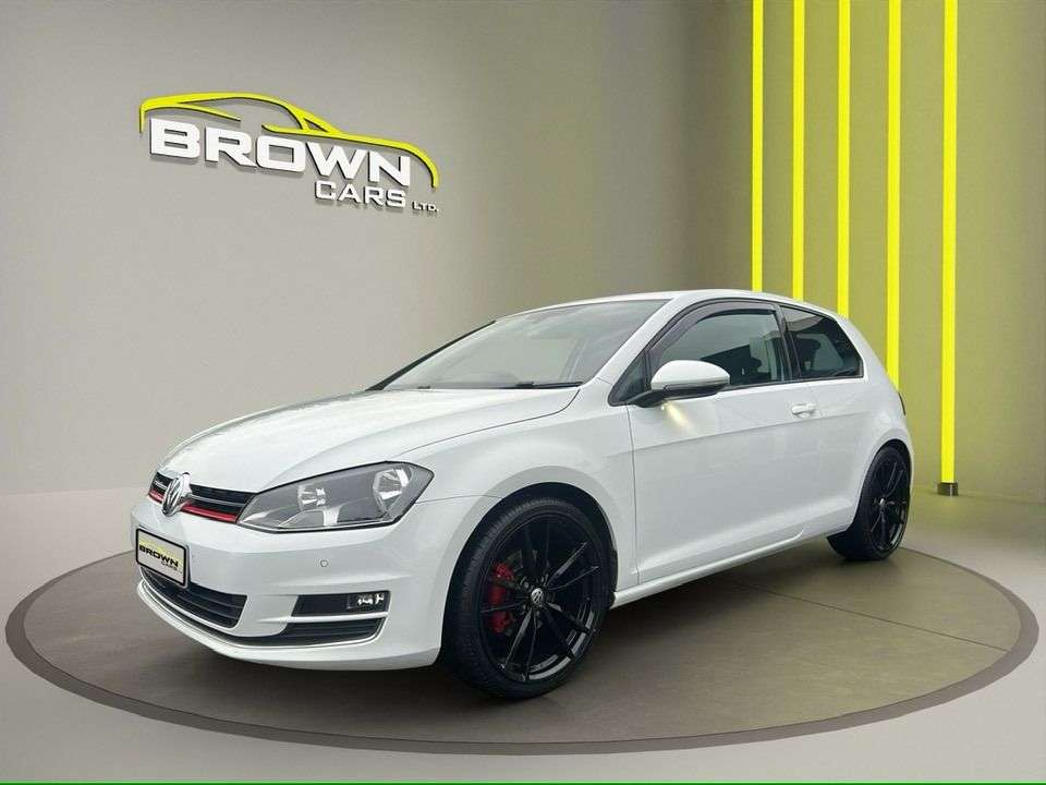 A 2015 VOLKSWAGEN GOLF 2.0 TDI BlueMotion Tech GT Hatchback 3dr Diesel Manual Euro 5 (s/s) (150 ps A 2015 VOLKSWAGEN GOLF 2.0 TDI BlueMotion Tech GT Hatchback 3dr Diesel Manual Euro 5 (s/s) (150 ps