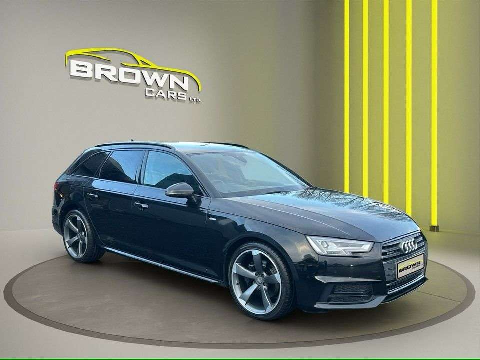 A 2017 AUDI A4 AVANT 2.0 TDI S line Estate 5dr Diesel S Tronic quattro Euro 6 (s/s) (190 ps) ** A 2017 AUDI A4 AVANT 2.0 TDI S line Estate 5dr Diesel S Tronic quattro Euro 6 (s/s) (190 ps) **