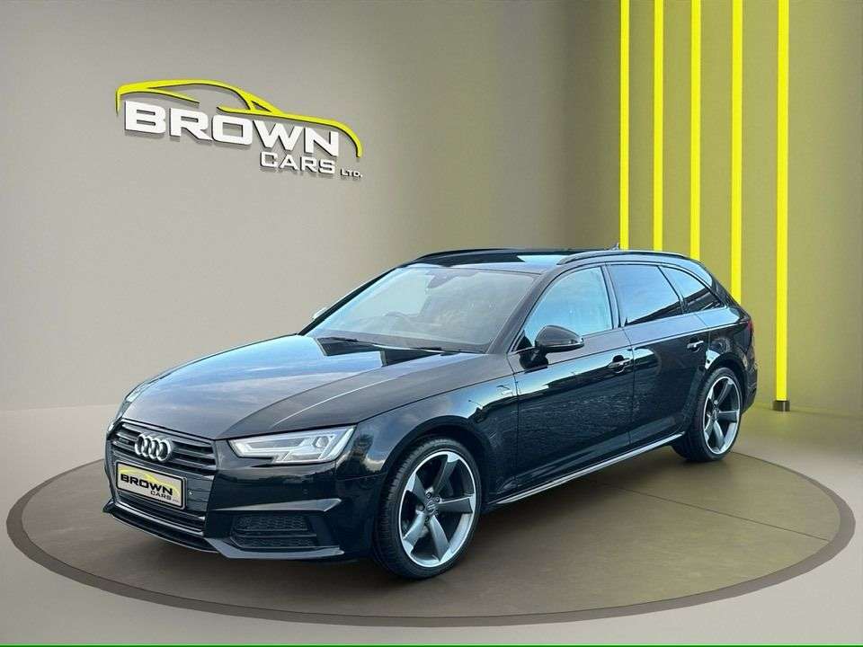 A 2017 AUDI A4 AVANT 2.0 TDI S line Estate 5dr Diesel S Tronic quattro Euro 6 (s/s) (190 ps) ** A 2017 AUDI A4 AVANT 2.0 TDI S line Estate 5dr Diesel S Tronic quattro Euro 6 (s/s) (190 ps) **