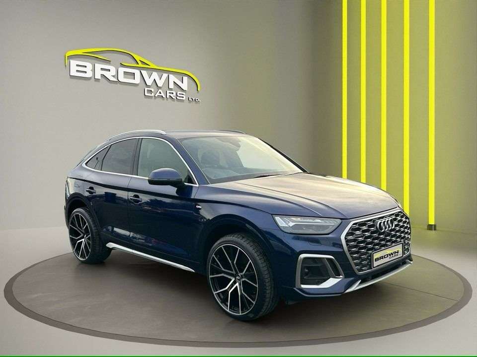 A 2022 AUDI Q5 2.0 TDI 40 S line Sportback 5dr Diesel S Tronic quattro Euro 6 (s/s) (204 p A 2022 AUDI Q5 2.0 TDI 40 S line Sportback 5dr Diesel S Tronic quattro Euro 6 (s/s) (204 p