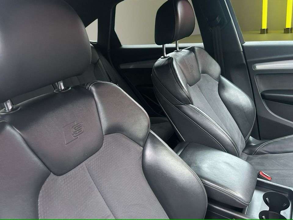 2021 AUDI Q5 2021 AUDI Q5