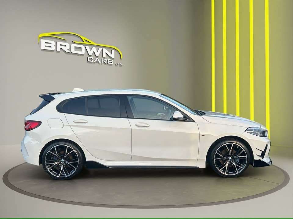 A 2021 BMW 1 SERIES 1.5 116d M Sport Hatchback 5dr Diesel DCT Euro 6 (s/s) (116 ps) ** FINANCE A 2021 BMW 1 SERIES 1.5 116d M Sport Hatchback 5dr Diesel DCT Euro 6 (s/s) (116 ps) ** FINANCE