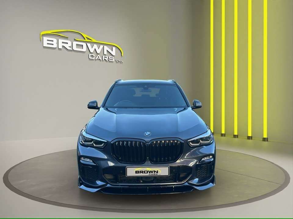 A 2020 BMW X5 3.0 30d MHT M Sport SUV 5dr Diesel Hybrid Auto xDrive Euro 6 (s/s) (286 ps) A 2020 BMW X5 3.0 30d MHT M Sport SUV 5dr Diesel Hybrid Auto xDrive Euro 6 (s/s) (286 ps)