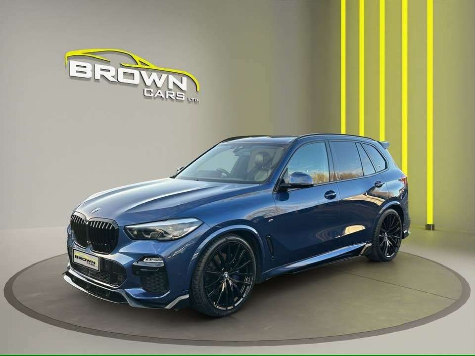 A 2020 BMW X5 3.0 30d MHT M Sport SUV 5dr Diesel Hybrid Auto xDrive Euro 6 (s/s) (286 ps) A 2020 BMW X5 3.0 30d MHT M Sport SUV 5dr Diesel Hybrid Auto xDrive Euro 6 (s/s) (286 ps)