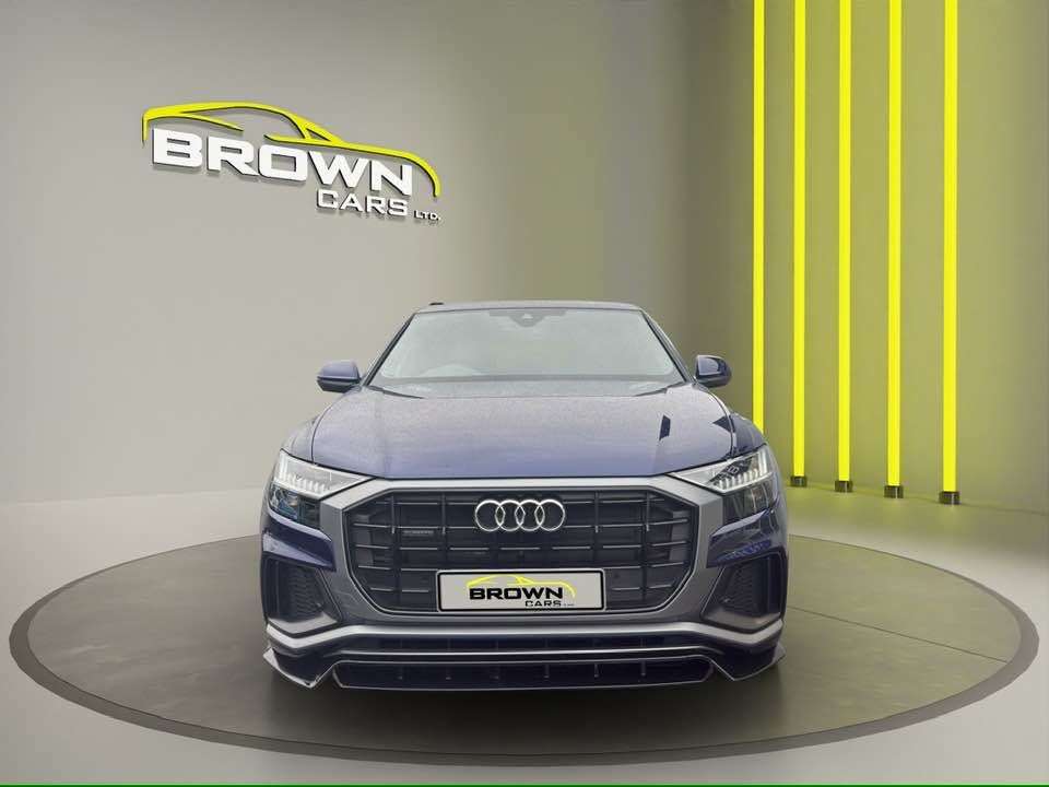 A 2022 AUDI Q8 3.0 TDI V6 50 S line SUV 5dr Diesel Tiptronic quattro Euro 6 (s/s) (286 ps) A 2022 AUDI Q8 3.0 TDI V6 50 S line SUV 5dr Diesel Tiptronic quattro Euro 6 (s/s) (286 ps)