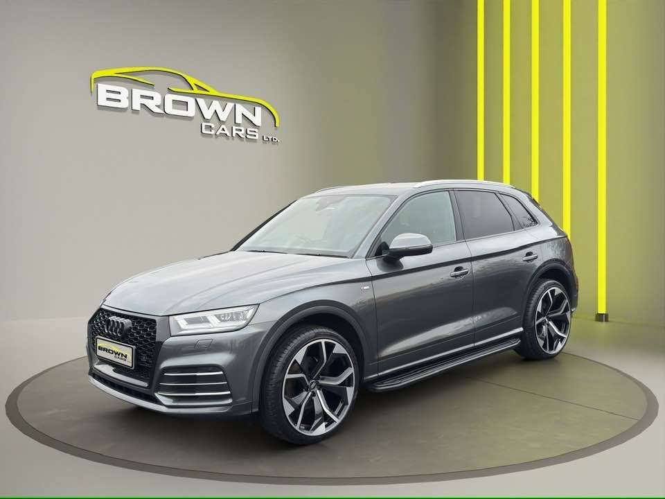 A 2019 AUDI Q5 2.0 TDI 40 S line SUV 5dr Diesel S Tronic quattro Euro 6 (s/s) (190 ps) A 2019 AUDI Q5 2.0 TDI 40 S line SUV 5dr Diesel S Tronic quattro Euro 6 (s/s) (190 ps)