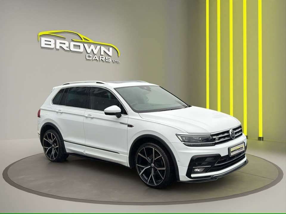 A 2019 VOLKSWAGEN TIGUAN 2.0 TDI R-Line Tech SUV 5dr Diesel DSG 4Motion Euro 6 (s/s) (150 ps) A 2019 VOLKSWAGEN TIGUAN 2.0 TDI R-Line Tech SUV 5dr Diesel DSG 4Motion Euro 6 (s/s) (150 ps)