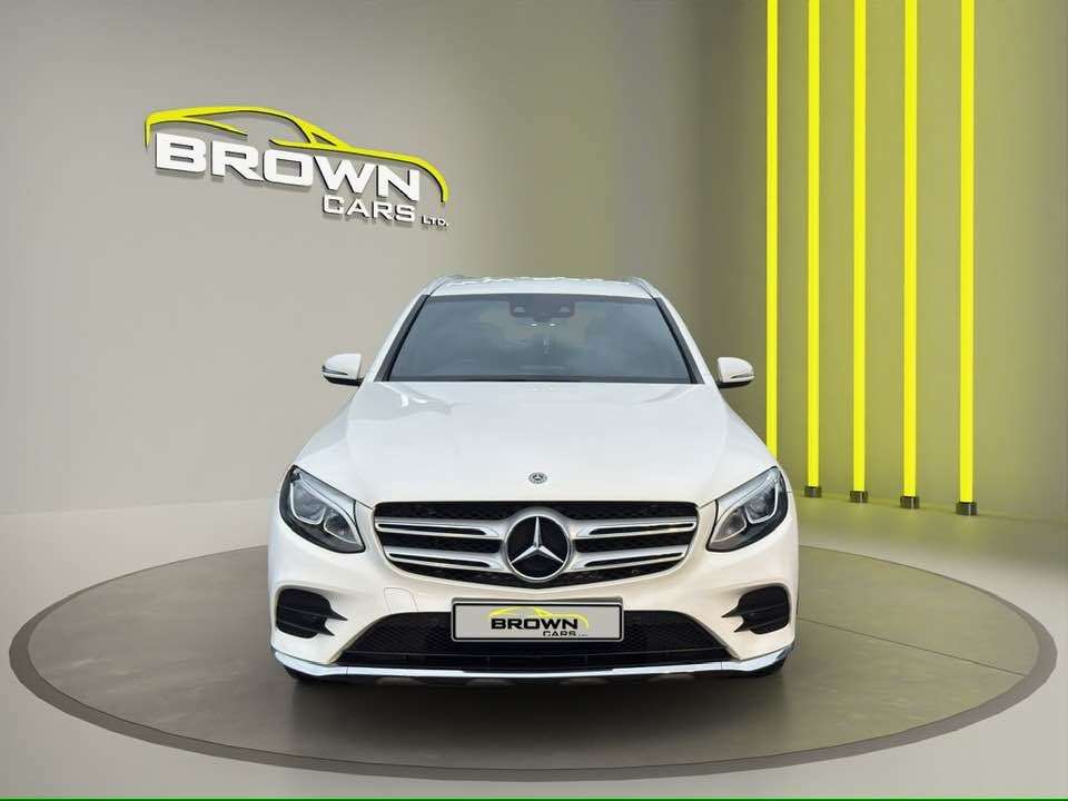 A 2018 MERCEDES-BENZ GLC 2.1 GLC220d AMG Line SUV 5dr Diesel G-Tronic 4MATIC Euro 6 (s/s) (170 ps) A 2018 MERCEDES-BENZ GLC 2.1 GLC220d AMG Line SUV 5dr Diesel G-Tronic 4MATIC Euro 6 (s/s) (170 ps)