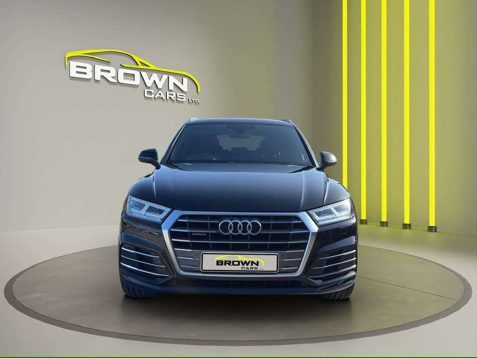 A 2019 AUDI Q5 2.0 TDI 40 S line SUV 5dr Diesel S Tronic quattro Euro 6 (s/s) (190 ps) A 2019 AUDI Q5 2.0 TDI 40 S line SUV 5dr Diesel S Tronic quattro Euro 6 (s/s) (190 ps)