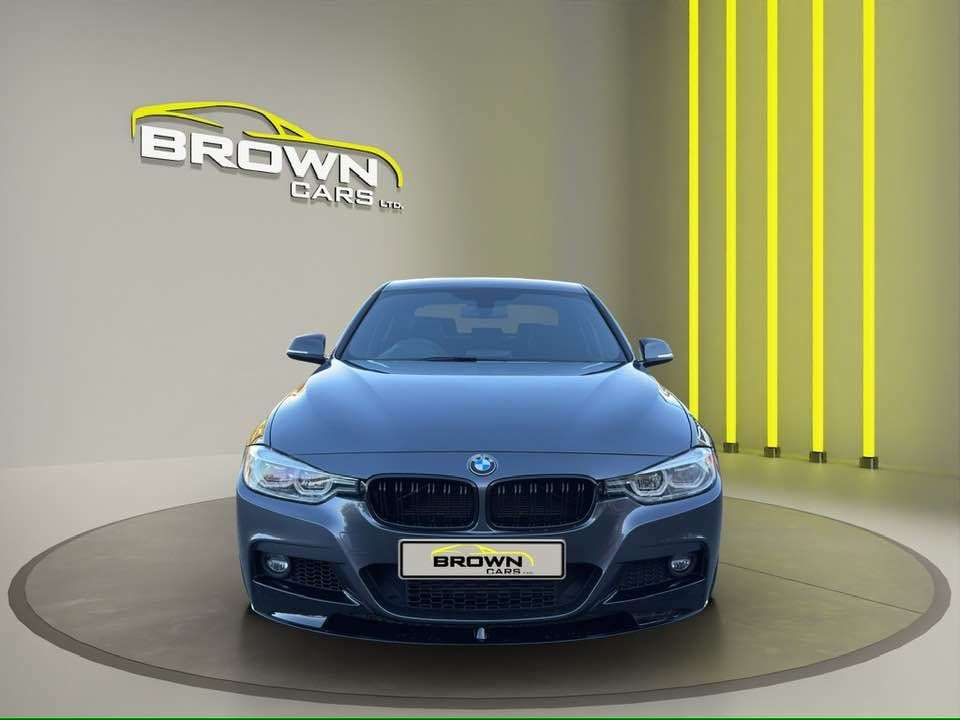 A 2018 BMW 3 SERIES 2.0 320d M Sport Saloon 4dr Diesel Manual Euro 6 (s/s) (190 ps) A 2018 BMW 3 SERIES 2.0 320d M Sport Saloon 4dr Diesel Manual Euro 6 (s/s) (190 ps)