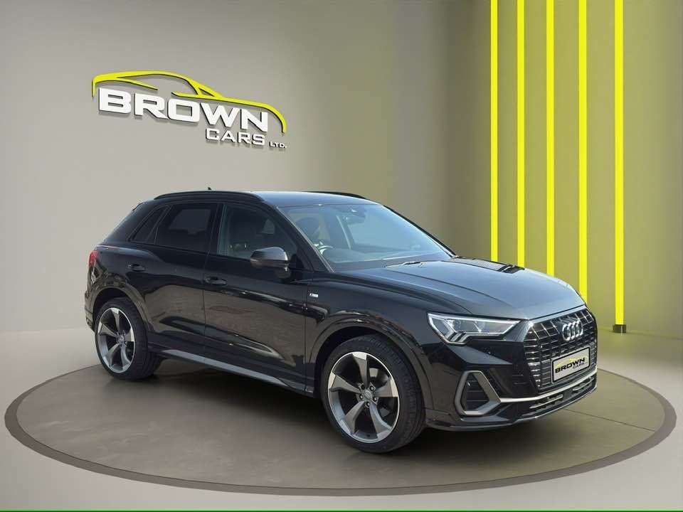A 2020 AUDI Q3 2.0 TDI 35 S line SUV 5dr Diesel S Tronic Euro 6 (s/s) (150 ps) A 2020 AUDI Q3 2.0 TDI 35 S line SUV 5dr Diesel S Tronic Euro 6 (s/s) (150 ps)