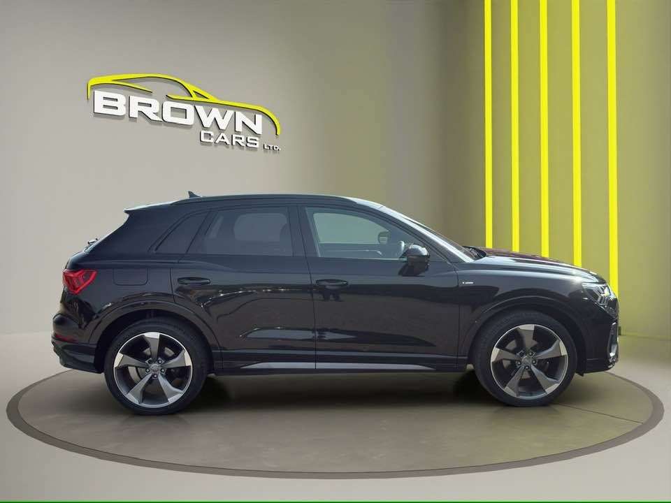 A 2020 AUDI Q3 2.0 TDI 35 S line SUV 5dr Diesel S Tronic Euro 6 (s/s) (150 ps) A 2020 AUDI Q3 2.0 TDI 35 S line SUV 5dr Diesel S Tronic Euro 6 (s/s) (150 ps)