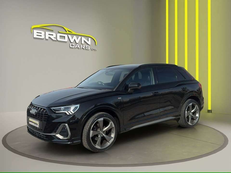 A 2020 AUDI Q3 2.0 TDI 35 S line SUV 5dr Diesel S Tronic Euro 6 (s/s) (150 ps) A 2020 AUDI Q3 2.0 TDI 35 S line SUV 5dr Diesel S Tronic Euro 6 (s/s) (150 ps)