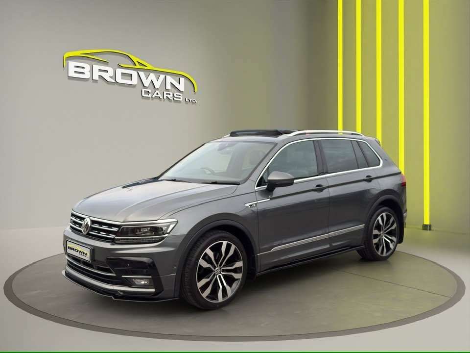 A 2019 VOLKSWAGEN TIGUAN 2.0 TDI R-Line Tech SUV 5dr Diesel DSG Euro 6 (s/s) (150 ps) A 2019 VOLKSWAGEN TIGUAN 2.0 TDI R-Line Tech SUV 5dr Diesel DSG Euro 6 (s/s) (150 ps)