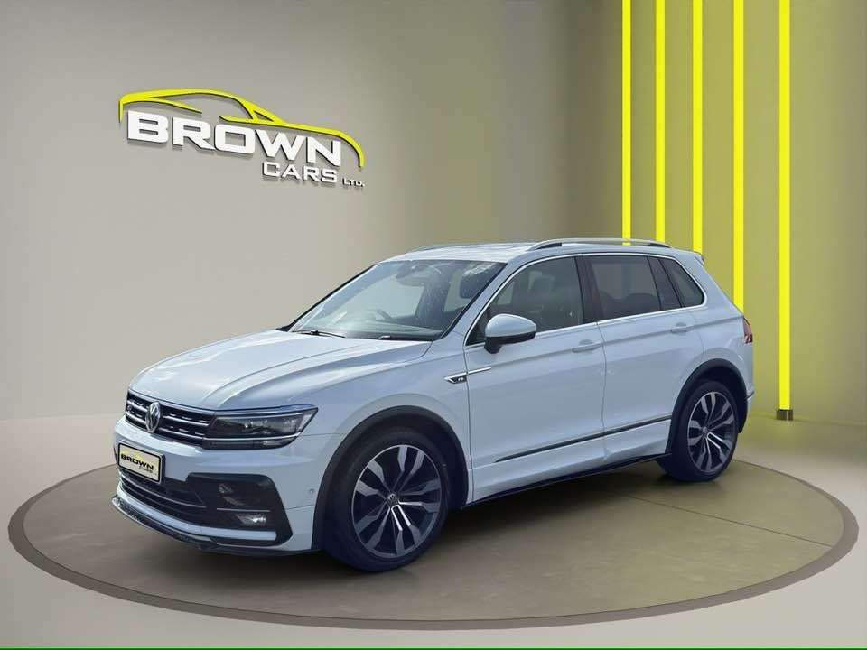 A 2019 VOLKSWAGEN TIGUAN 2.0 TDI R-Line Tech SUV 5dr Diesel Manual Euro 6 (s/s) (150 ps) A 2019 VOLKSWAGEN TIGUAN 2.0 TDI R-Line Tech SUV 5dr Diesel Manual Euro 6 (s/s) (150 ps)