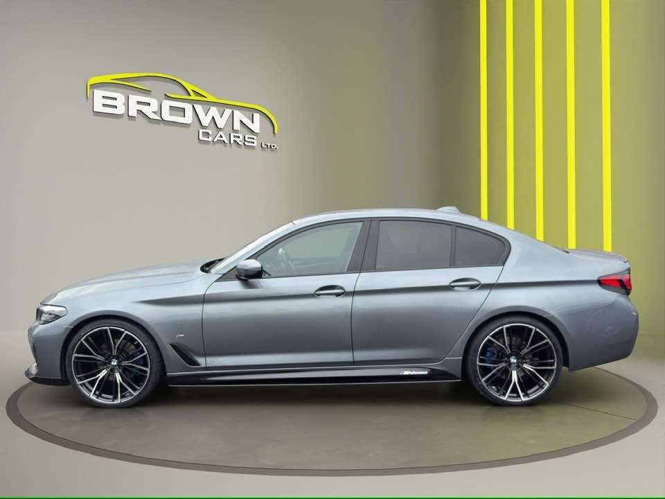 2021 BMW 5 SERIES 2021 BMW 5 SERIES