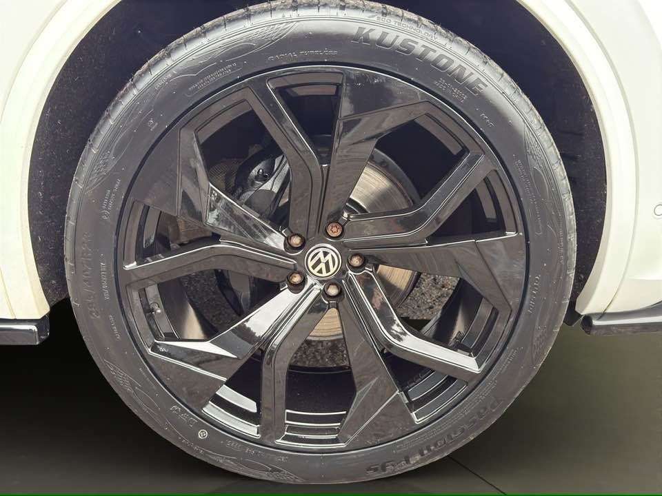 2019 VOLKSWAGEN TOUAREG 2019 VOLKSWAGEN TOUAREG