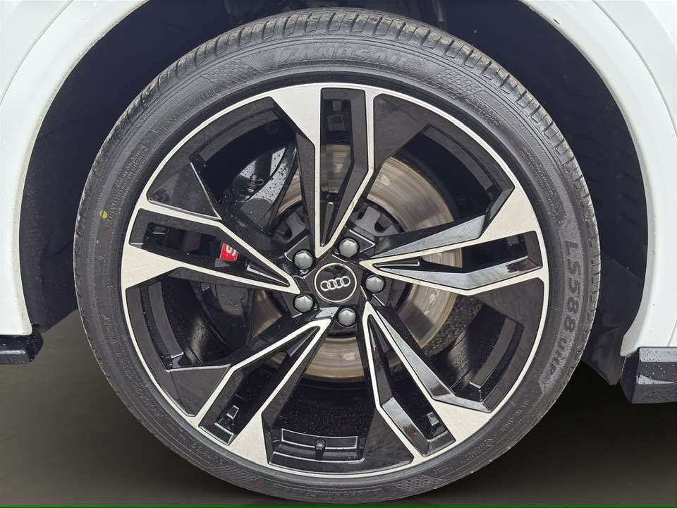 2023 AUDI SQ5 2023 AUDI SQ5
