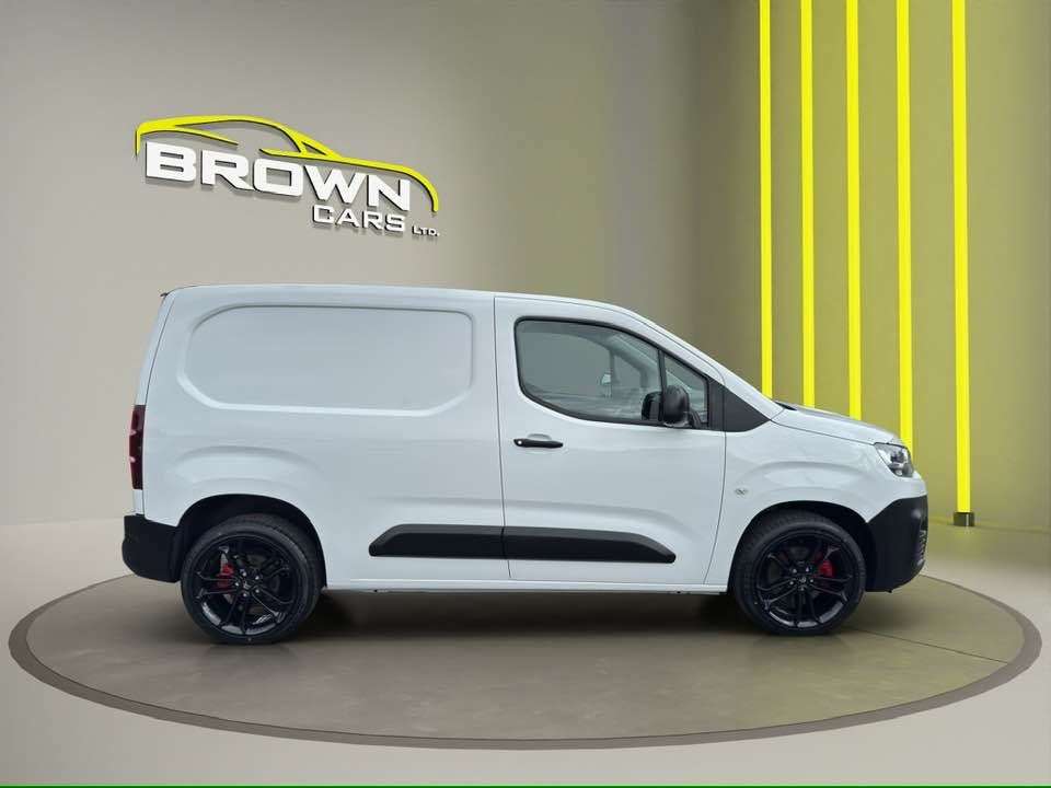A 2021 CITROEN BERLINGO 1.5L 75 BHP A 2021 CITROEN BERLINGO 1.5L 75 BHP