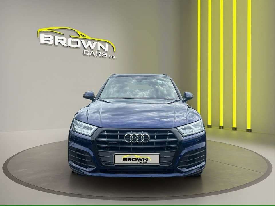A 2020 AUDI Q5 2.0 TDI 40 S line SUV 5dr Diesel S Tronic quattro Euro 6 (s/s) (190 ps) A 2020 AUDI Q5 2.0 TDI 40 S line SUV 5dr Diesel S Tronic quattro Euro 6 (s/s) (190 ps)