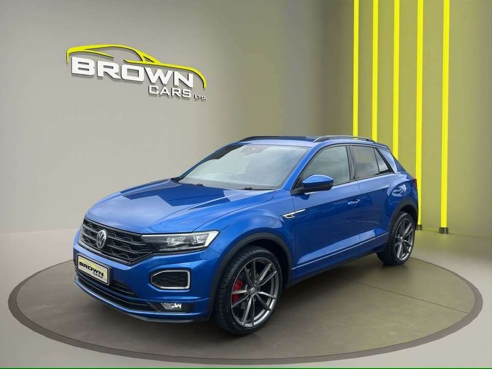 A 2019 VOLKSWAGEN T-ROC 2.0 TDI R-Line SUV 5dr Diesel Manual Euro 6 (s/s) (150 ps) A 2019 VOLKSWAGEN T-ROC 2.0 TDI R-Line SUV 5dr Diesel Manual Euro 6 (s/s) (150 ps)