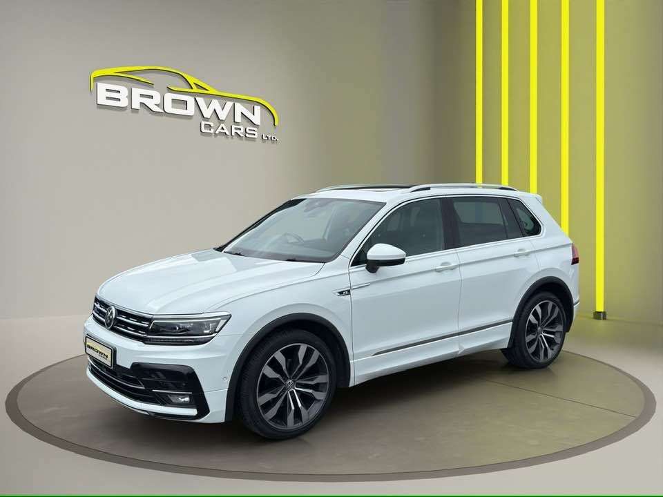 A 2020 VOLKSWAGEN TIGUAN 2.0 TDI R-Line Tech SUV 5dr Diesel DSG Euro 6 (s/s) (150 ps) A 2020 VOLKSWAGEN TIGUAN 2.0 TDI R-Line Tech SUV 5dr Diesel DSG Euro 6 (s/s) (150 ps)