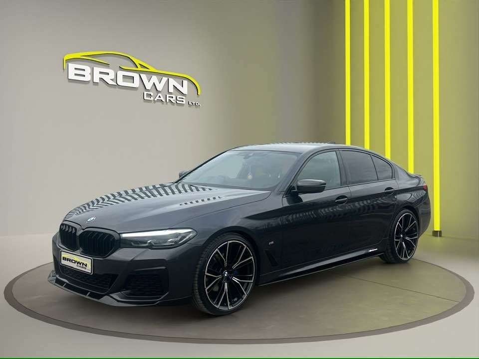 A 2021 BMW 5 SERIES 2.0 520d MHT M Sport Saloon 4dr Diesel Hybrid Steptronic Euro 6 (s/s) (190 A 2021 BMW 5 SERIES 2.0 520d MHT M Sport Saloon 4dr Diesel Hybrid Steptronic Euro 6 (s/s) (190