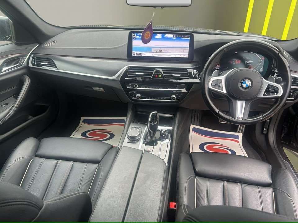 2021 BMW 5 SERIES 2021 BMW 5 SERIES