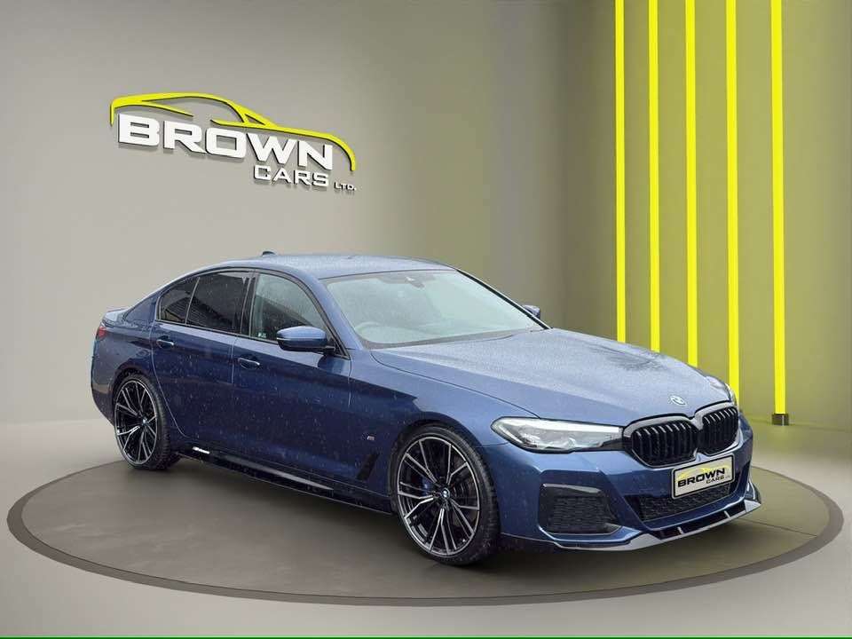 A 2020 BMW 5 SERIES 2.0 520d MHT M Sport Saloon 4dr Diesel Hybrid Steptronic Euro 6 (s/s) (190 A 2020 BMW 5 SERIES 2.0 520d MHT M Sport Saloon 4dr Diesel Hybrid Steptronic Euro 6 (s/s) (190