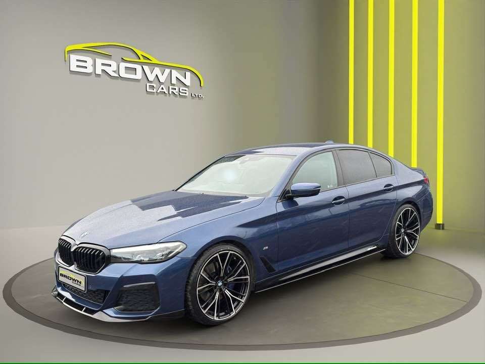 A 2020 BMW 5 SERIES 2.0 520d MHT M Sport Saloon 4dr Diesel Hybrid Steptronic Euro 6 (s/s) (190 A 2020 BMW 5 SERIES 2.0 520d MHT M Sport Saloon 4dr Diesel Hybrid Steptronic Euro 6 (s/s) (190