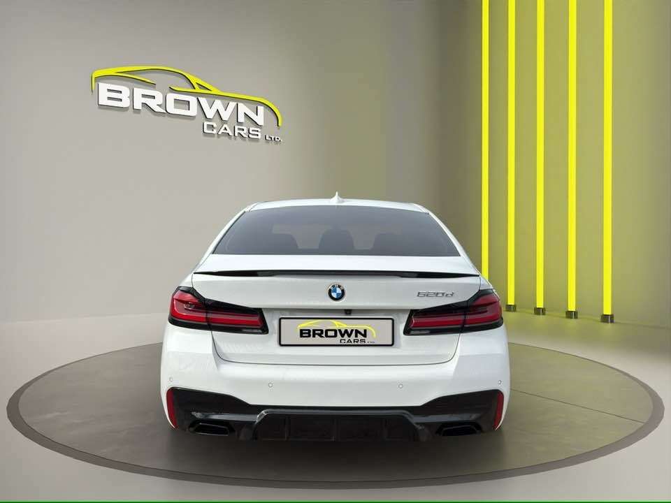 2021 BMW 5 SERIES 2021 BMW 5 SERIES