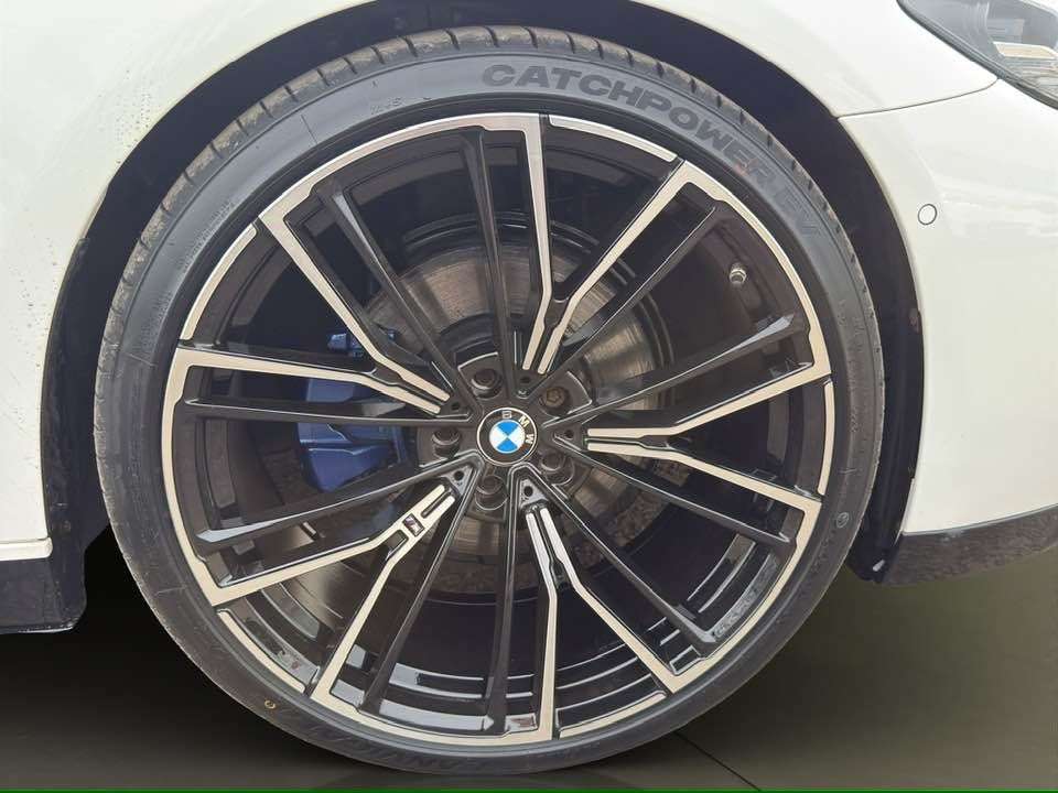2021 BMW 5 SERIES 2021 BMW 5 SERIES