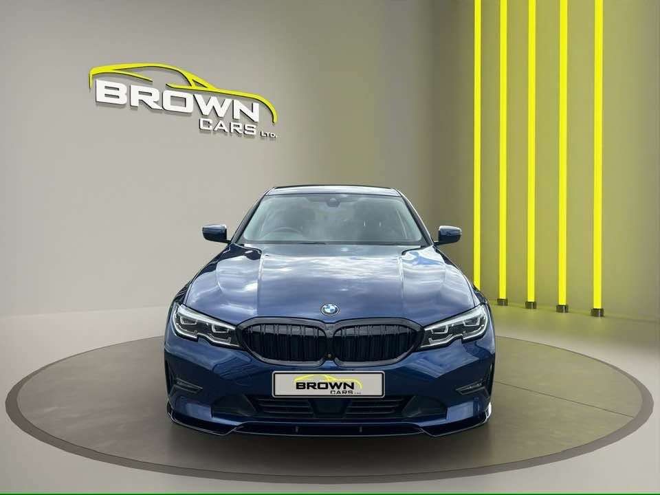 A 2019 BMW 3 SERIES 2.0 320d SE Saloon 4dr Diesel Auto Euro 6 (s/s) (190 ps) A 2019 BMW 3 SERIES 2.0 320d SE Saloon 4dr Diesel Auto Euro 6 (s/s) (190 ps)