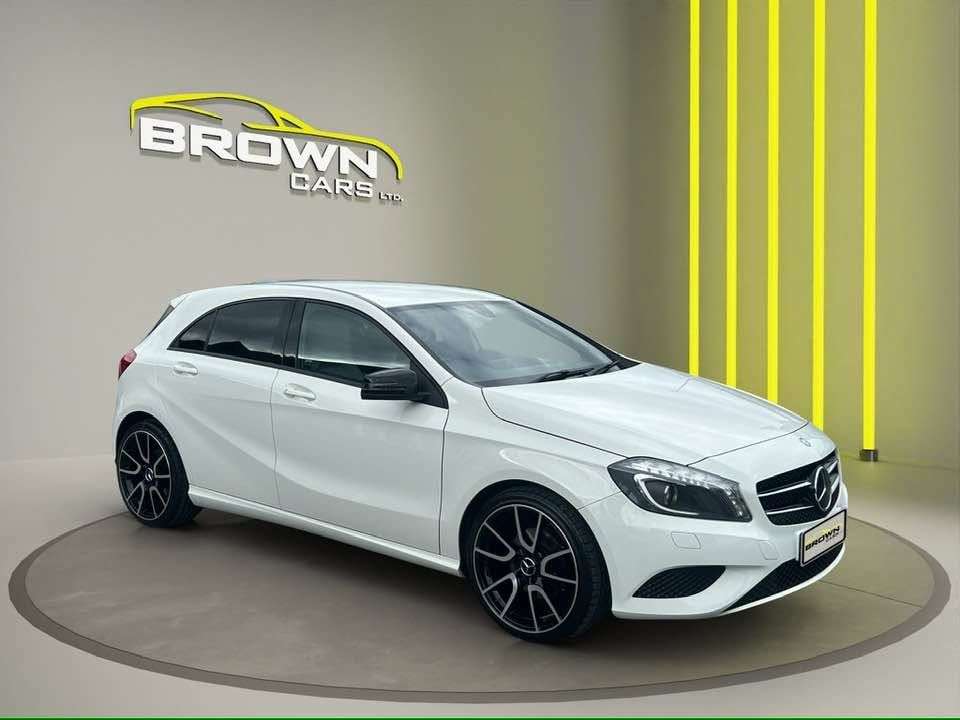 A 2014 MERCEDES-BENZ A-CLASS 2.1 A200 CDI Sport Hatchback 5dr Diesel 7G-DCT Euro 6 (s/s) (136 ps) A 2014 MERCEDES-BENZ A-CLASS 2.1 A200 CDI Sport Hatchback 5dr Diesel 7G-DCT Euro 6 (s/s) (136 ps)