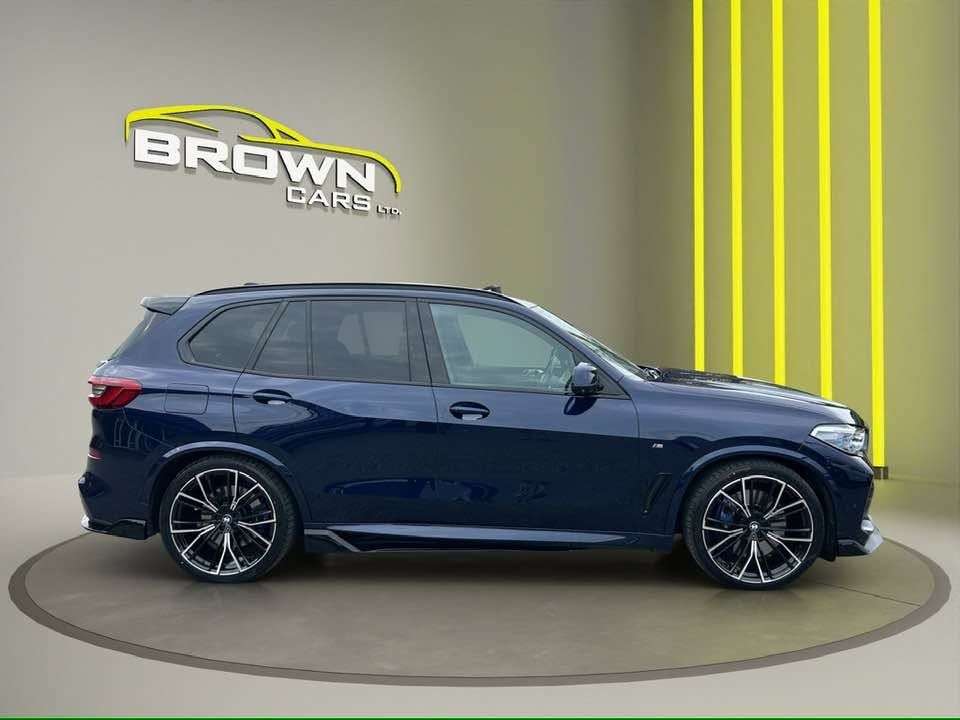 A 2019 BMW X5 3.0 30d M Sport SUV 5dr Diesel Auto xDrive Euro 6 (s/s) (265 ps) A 2019 BMW X5 3.0 30d M Sport SUV 5dr Diesel Auto xDrive Euro 6 (s/s) (265 ps)