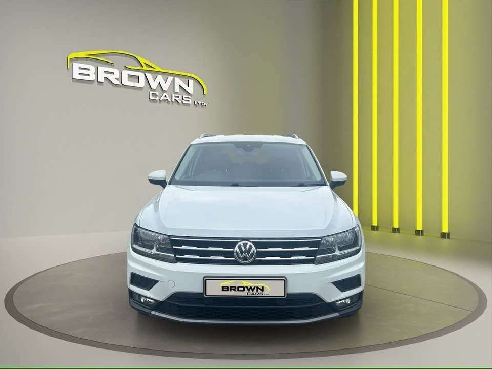 A 2019 VOLKSWAGEN TIGUAN ALLSPACE 2.0 TDI Match SUV 5dr Diesel Manual Euro 6 (s/s) (150 ps) A 2019 VOLKSWAGEN TIGUAN ALLSPACE 2.0 TDI Match SUV 5dr Diesel Manual Euro 6 (s/s) (150 ps)
