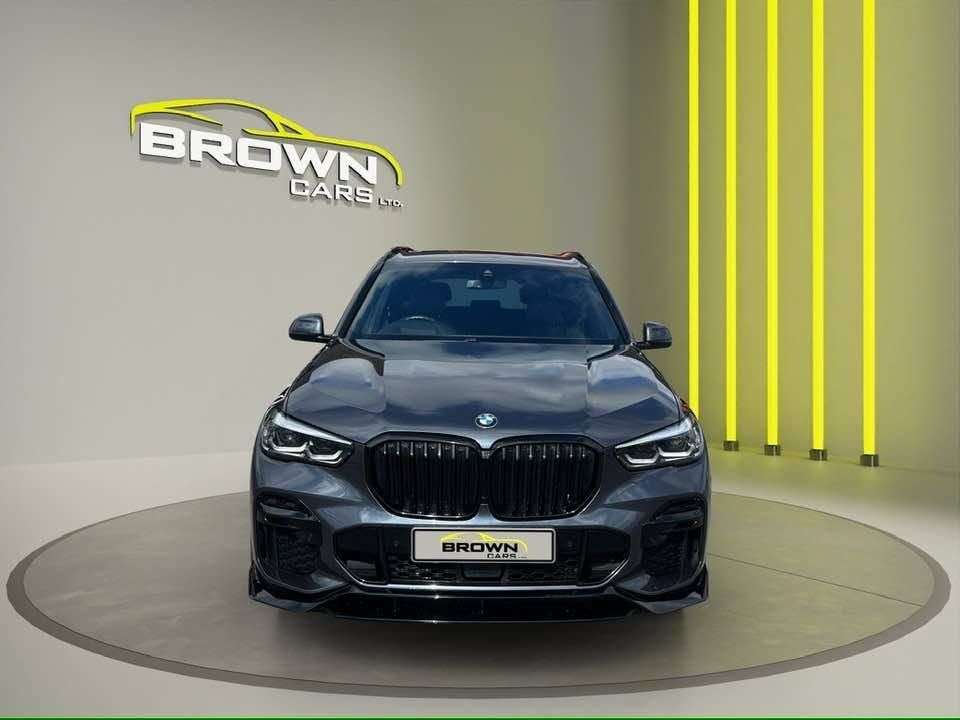 A 2022 BMW X5 3.0 30d MHT M Sport SUV 5dr Diesel Hybrid Auto xDrive Euro 6 (s/s) (286 ps) A 2022 BMW X5 3.0 30d MHT M Sport SUV 5dr Diesel Hybrid Auto xDrive Euro 6 (s/s) (286 ps)