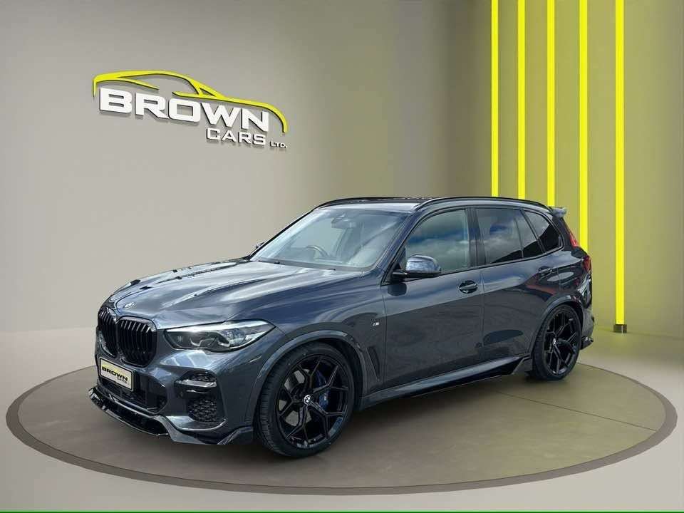 A 2022 BMW X5 3.0 30d MHT M Sport SUV 5dr Diesel Hybrid Auto xDrive Euro 6 (s/s) (286 ps) A 2022 BMW X5 3.0 30d MHT M Sport SUV 5dr Diesel Hybrid Auto xDrive Euro 6 (s/s) (286 ps)