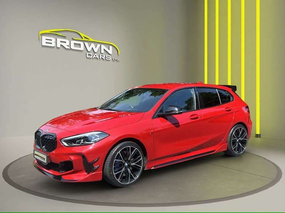 A 2021 BMW 1 SERIES 2.0 M135i Hatchback 5dr Petrol Auto xDrive Euro 6 (s/s) (306 ps) A 2021 BMW 1 SERIES 2.0 M135i Hatchback 5dr Petrol Auto xDrive Euro 6 (s/s) (306 ps)
