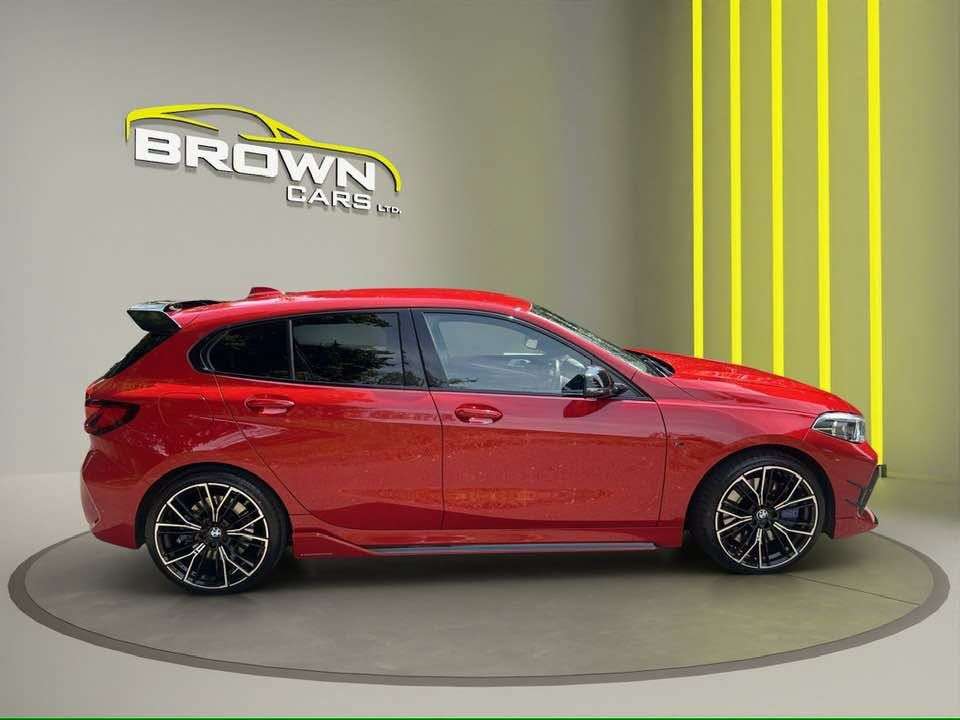 A 2021 BMW 1 SERIES 2.0 M135i Hatchback 5dr Petrol Auto xDrive Euro 6 (s/s) (306 ps) A 2021 BMW 1 SERIES 2.0 M135i Hatchback 5dr Petrol Auto xDrive Euro 6 (s/s) (306 ps)