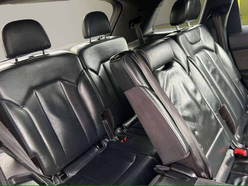 2022 AUDI Q7 2022 AUDI Q7