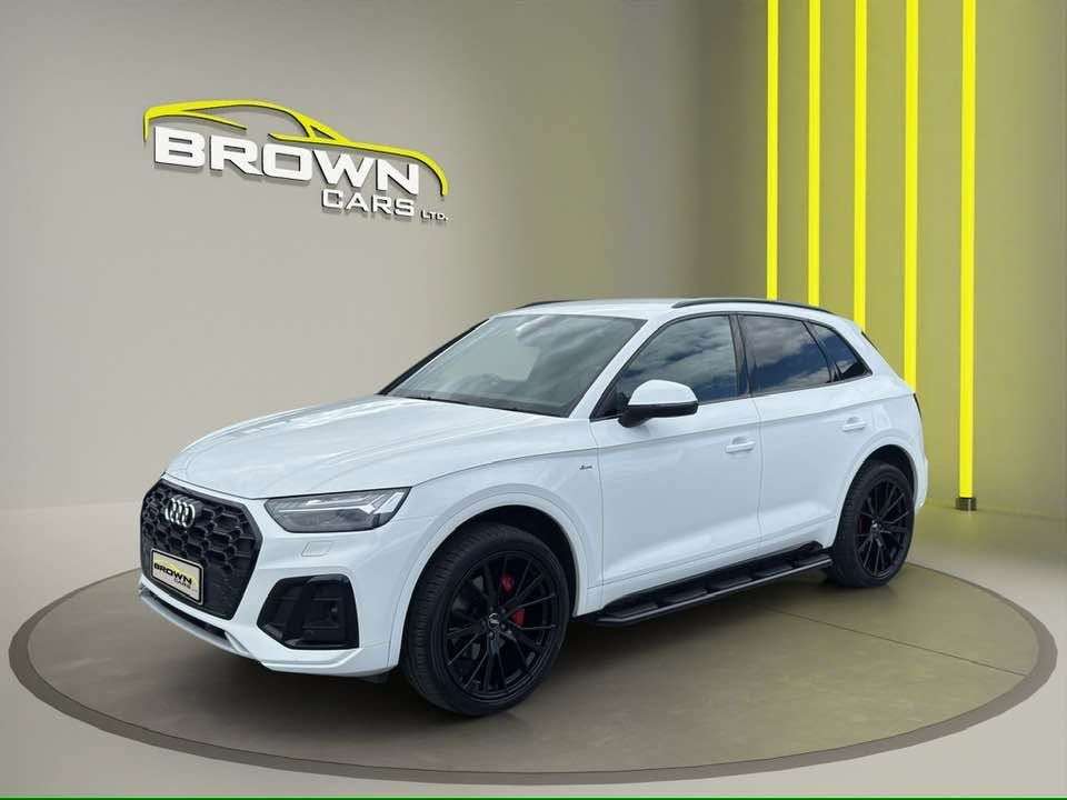 A 2022 AUDI Q5 2.0 TDI 40 S line SUV 5dr Diesel S Tronic quattro Euro 6 (s/s) (204 ps) A 2022 AUDI Q5 2.0 TDI 40 S line SUV 5dr Diesel S Tronic quattro Euro 6 (s/s) (204 ps)