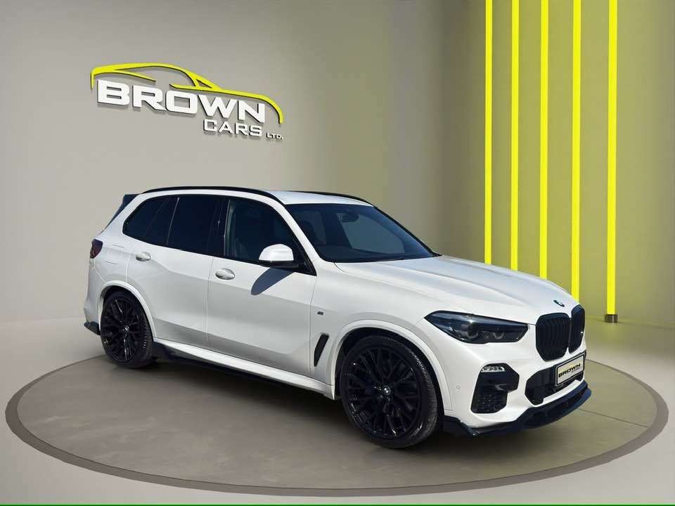 A 2020 BMW X5 3.0 30d M Sport SUV 5dr Diesel Auto xDrive Euro 6 (s/s) (265 ps) A 2020 BMW X5 3.0 30d M Sport SUV 5dr Diesel Auto xDrive Euro 6 (s/s) (265 ps)
