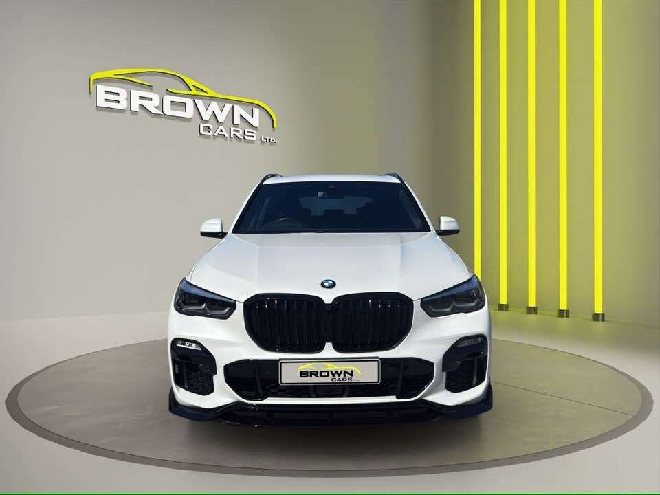 A 2020 BMW X5 3.0 30d M Sport SUV 5dr Diesel Auto xDrive Euro 6 (s/s) (265 ps) A 2020 BMW X5 3.0 30d M Sport SUV 5dr Diesel Auto xDrive Euro 6 (s/s) (265 ps)