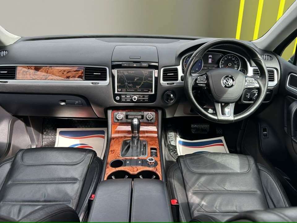 2012 VOLKSWAGEN TOUAREG 2012 VOLKSWAGEN TOUAREG