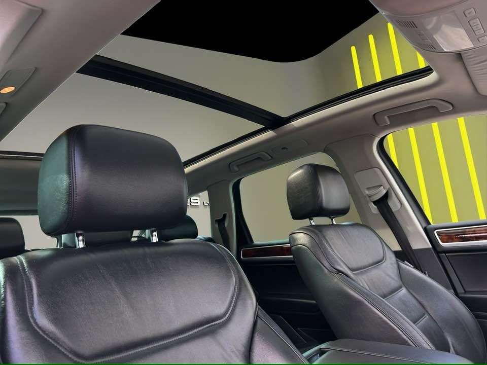 2012 VOLKSWAGEN TOUAREG 2012 VOLKSWAGEN TOUAREG