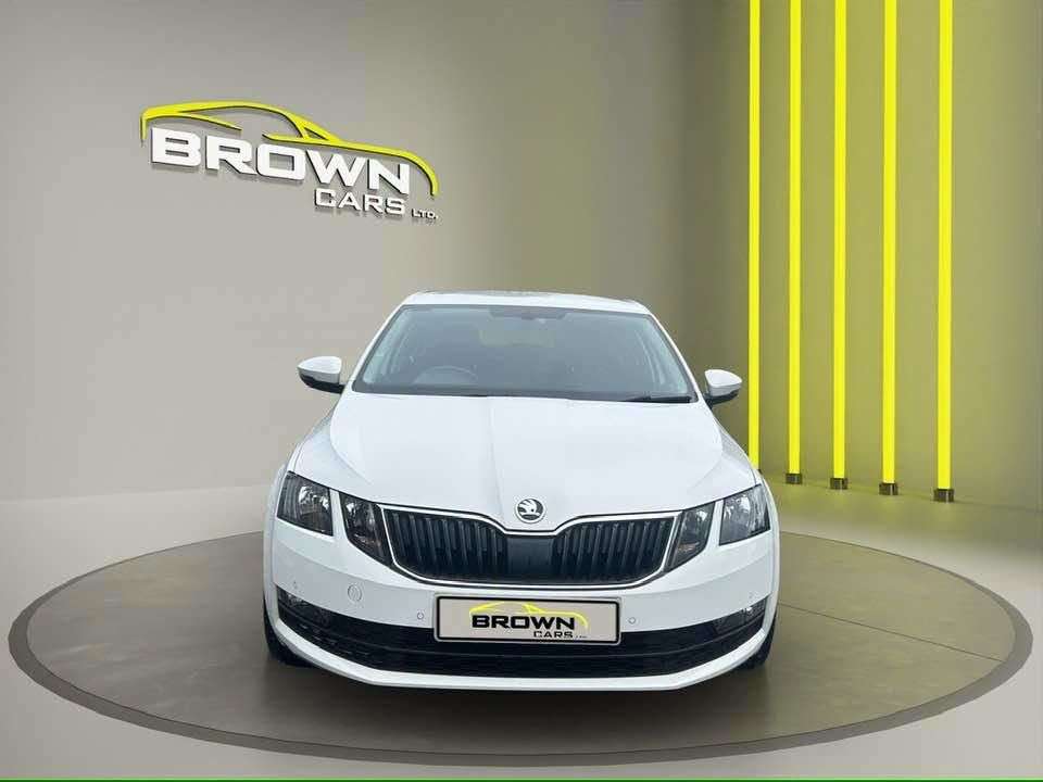 A 2018 SKODA OCTAVIA 1.6 TDI SE Technology Hatchback 5dr Diesel Manual Euro 6 (s/s) (115 ps) A 2018 SKODA OCTAVIA 1.6 TDI SE Technology Hatchback 5dr Diesel Manual Euro 6 (s/s) (115 ps)